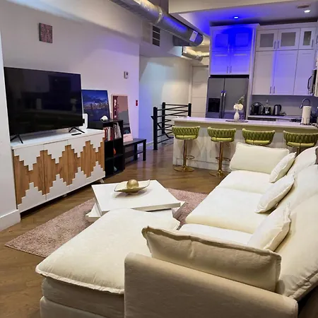 Starcrown Apartment