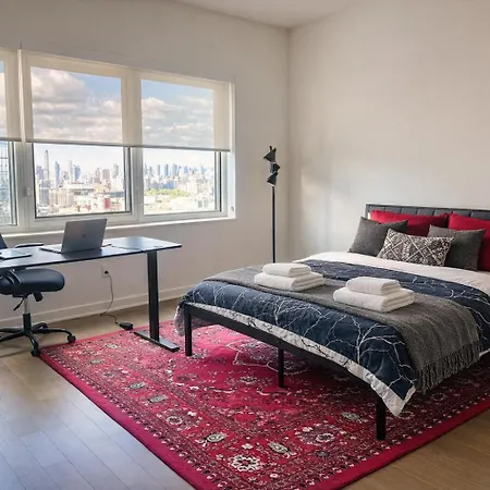 Elegant Long Island With Skyline Views * New York
