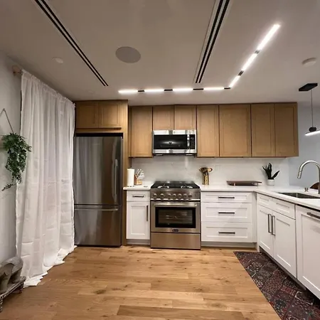 Beautiful Gowanus Townhome Apartment New York