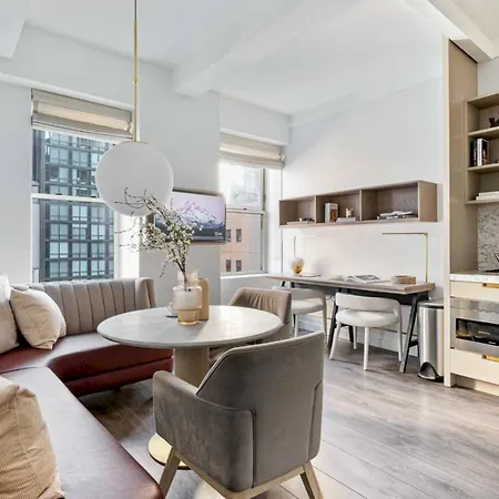 Alluring And Spacious 1 Bed 1 Bath * New York