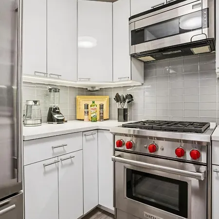 Charming Ues 1br Duplex Near Park New York