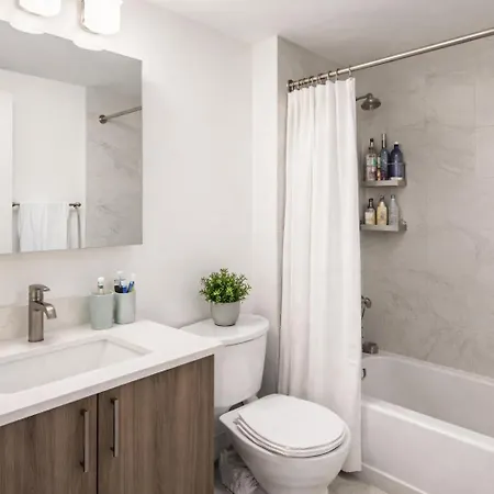 Apartment Stylish Downtown Brooklyn Near Subway & Manhattan