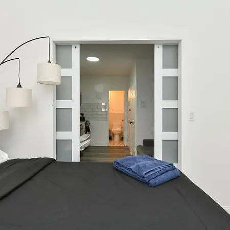 Cozy 1br In Manhattan W Private Terrace