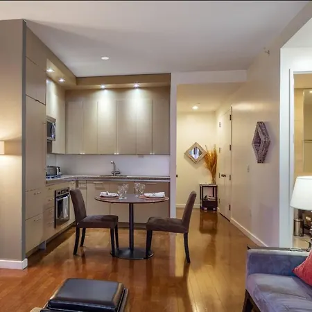 1600 Broadway Apartment *
