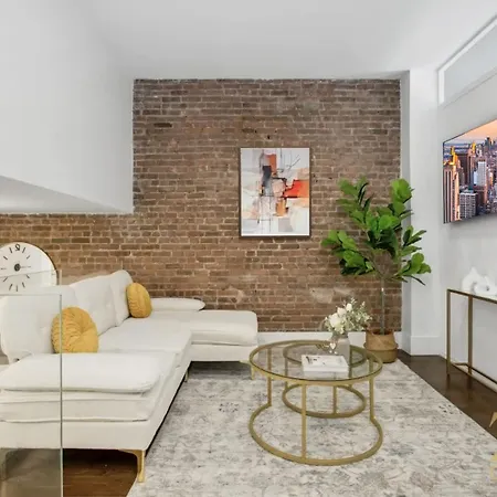 Gorgeous 2-bedroom Retreat In The Upper East Side New York