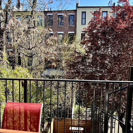 Elegant Historic Harlem Townhouse For Summer * New York