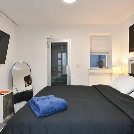 Cozy 1br In Manhattan W Private Terrace