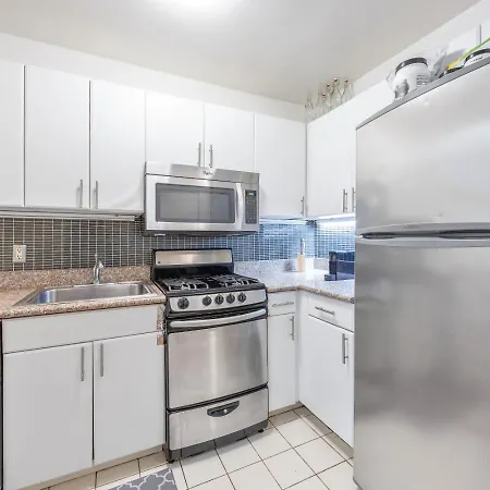 Chelsea 1br In Shared With Laundry And Rooftop * New York