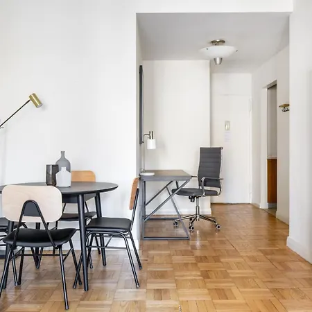 Midtown 1br W Gym Doorman Nr Grand Nyc-746 Apartment *