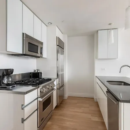Blueground Hells Kitchen View Nr Hudson River Nyc-2188 *