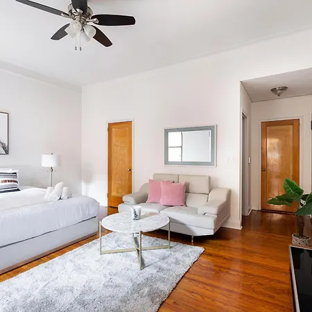 Apartment Bright And Comfy In Nyc