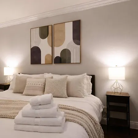 Apartment Hip Nyc Hideaway In Lively East Village New York