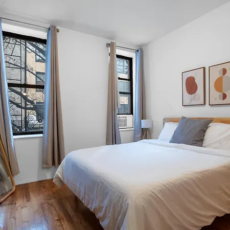 2-bedroom In Hells Kitchen - Manhattan! Apartment *