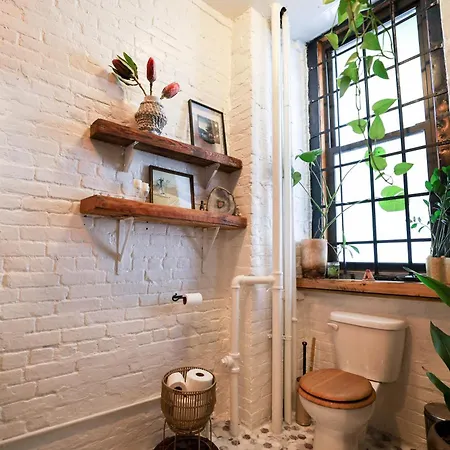Artistic Vintage Loft In Williamsburg
