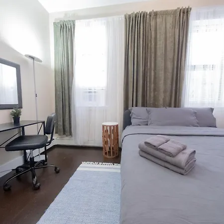 Brand New 3br 2ba Next To Park, Elevator