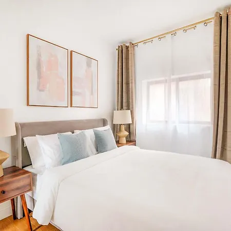 26a-2 Spacious Brand New Fully Furnished 2-bedroom In Prime Murray Hill Move-in Ready New York
