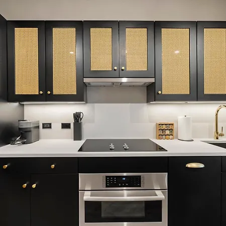 Freeman 401 By Rove Travel - W Shared Amenities * New York