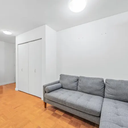 Chelsea 1br In Shared With Laundry And Rooftop *