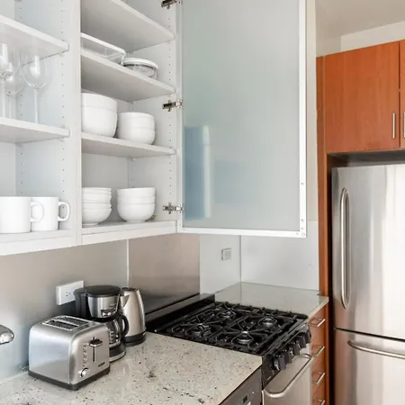 Apartment Midtown 1br W Gym Doorman Nr Grand Nyc-746 *