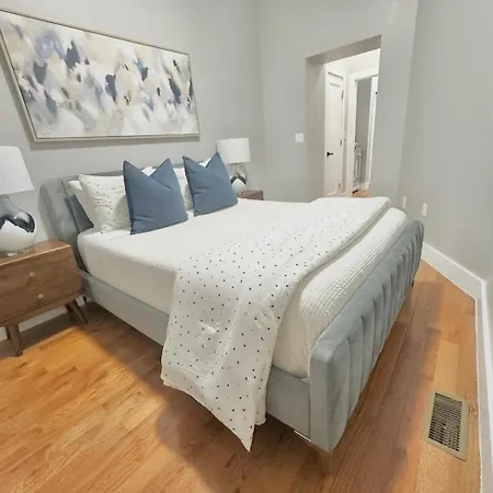 Large 4 Bedroom Nyc * New York