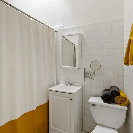 Prime Cobble Hill Spacious 1br Alcove Apartment