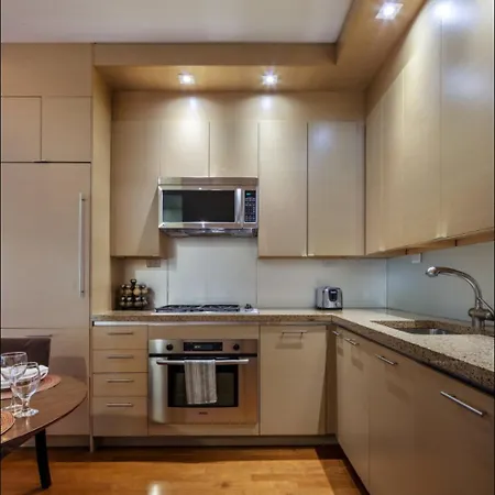 Apartment 1600 Broadway