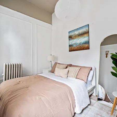Bright And Beautiful 3 Bedroom Midtown West * New York