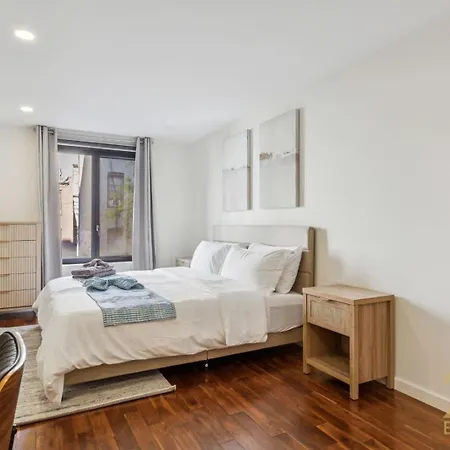 Stylish 2-bedroom Near Park - Laundry - Elevator * New York