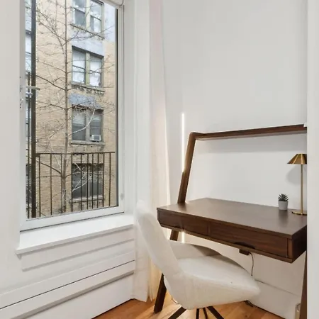 Spacious 1-bedroom Retreat Near Park * New York