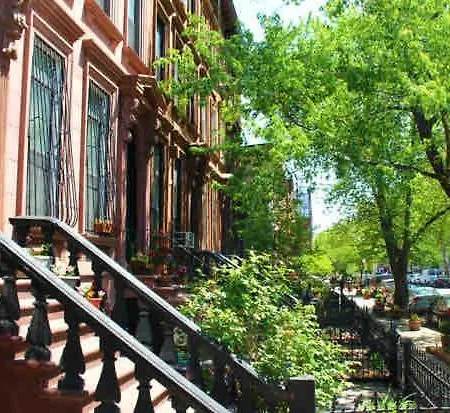 Unique Brooklyn Brownstone Bedstuy Apartment *