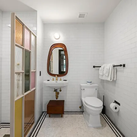 Freeman 401 By Rove Travel - W Shared Amenities New York