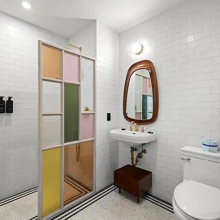 Freeman 401 By Rove Travel - W Shared Amenities Apartment *