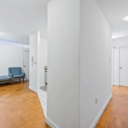 Chelsea 1br In Shared With Laundry And Rooftop