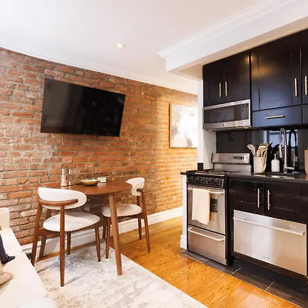 Urban Oasis 1br East Village Hideaway With Patio! New York