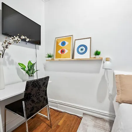 Bright And Beautiful 3 Bedroom Midtown West