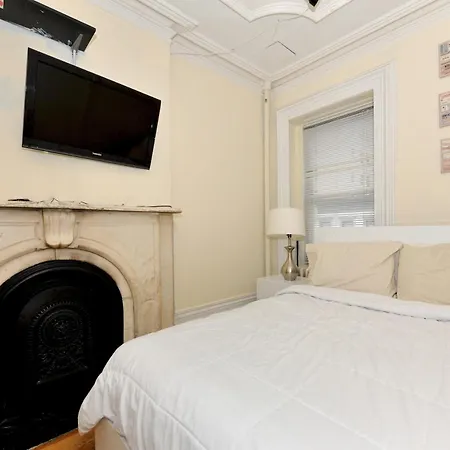 Apartment Comfy 3 Bedroom 1 Bath In Nyc *