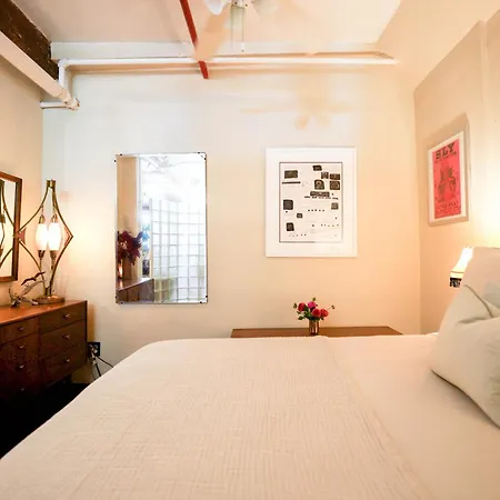 Apartment Artistic Vintage Loft In Williamsburg *