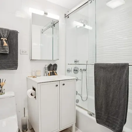 Charming Ues 1br Duplex Near Park Apartment *