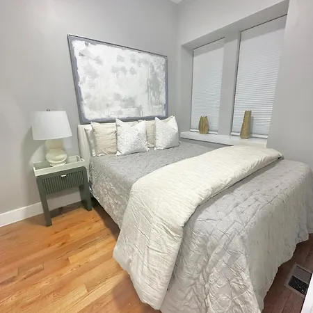 Large 4 Bedroom Nyc New York