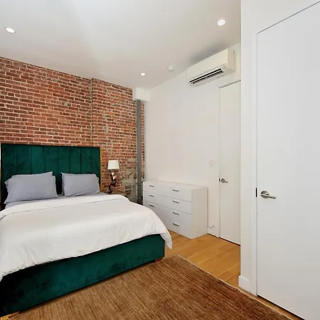 Time Square Vicinity- Luxury 2br 2ba Nyc Apartment