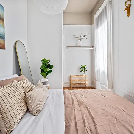 Apartment Bright And Beautiful 3 Bedroom Midtown West