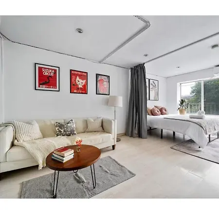 Apartment Bright And Spacious Apt, W&d In Unit - Monthly *