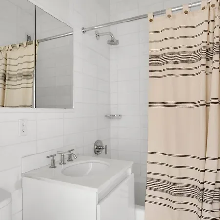 Midtown 1br W Gym Doorman Nr Grand Nyc-746