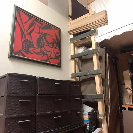 Near Seaport In Chinatown Apartment