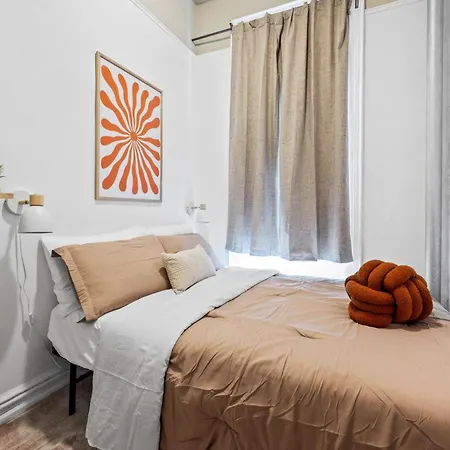 Bright And Beautiful 3 Bedroom Midtown West New York