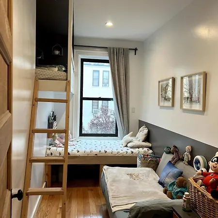 Apartment Elegant Historic Harlem Townhouse For Summer New York