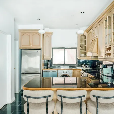 26a-2 Spacious Brand New Fully Furnished 2-bedroom In Prime Murray Hill Move-in Ready New York