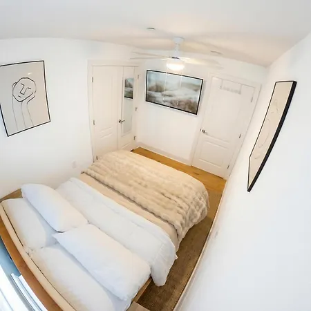 Spacious 3br Nyc Home, 3-min Walk Subway, Kitchen & Ac Apartment *