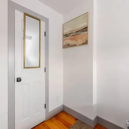 Trendy 3br Brooklyn Just Minutes To Manhattan Apartment