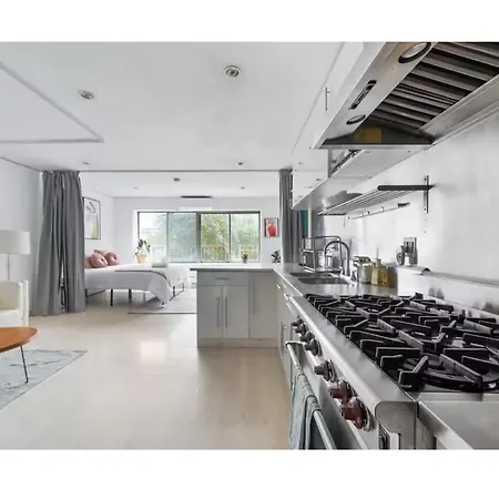 Apartment Bright And Spacious Apt, W&d In Unit - Monthly New York